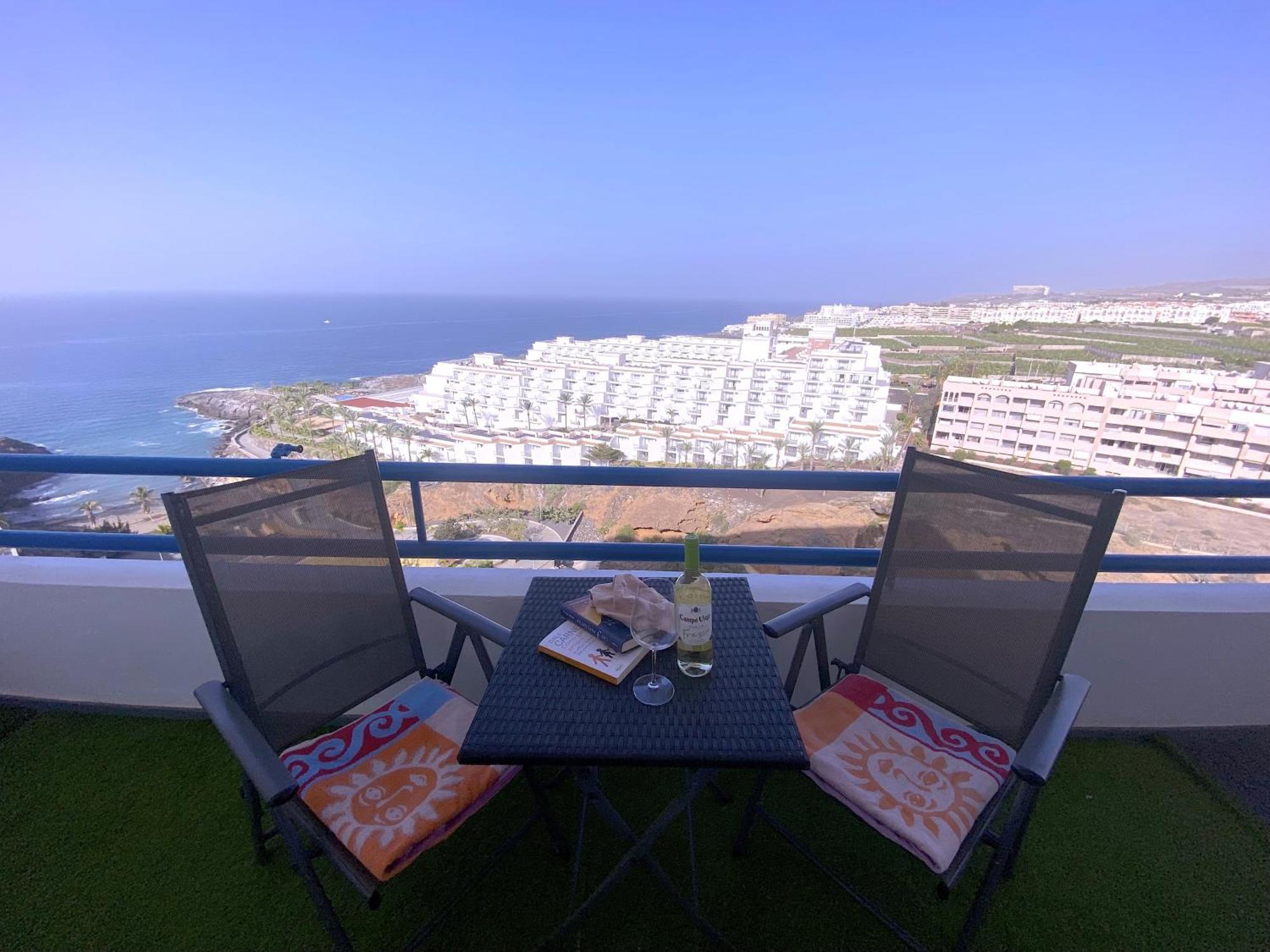 Tropicalidays Paraiso Seafront Apartment *