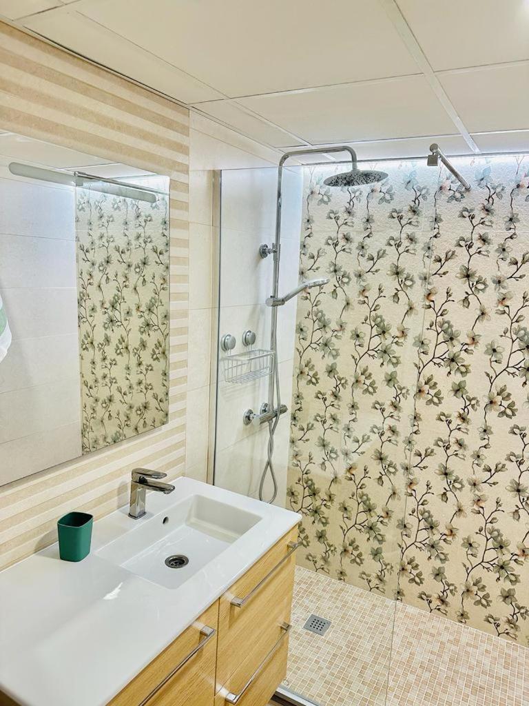 Castle Harbour Aparthotel Los Cristianos (Tenerife)