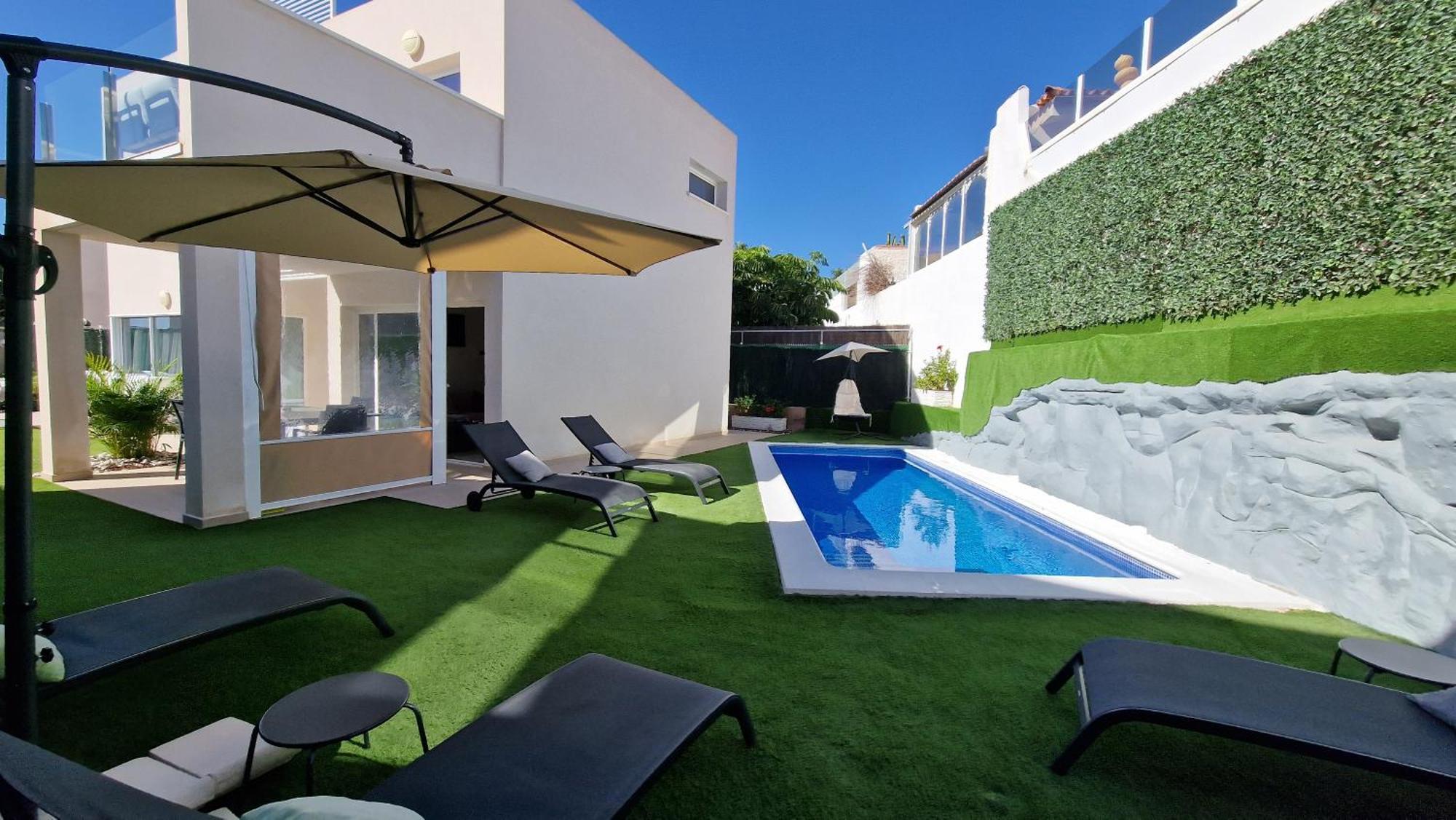 Paraiso-luxury With Heated Pool * Costa Adeje (Tenerife)