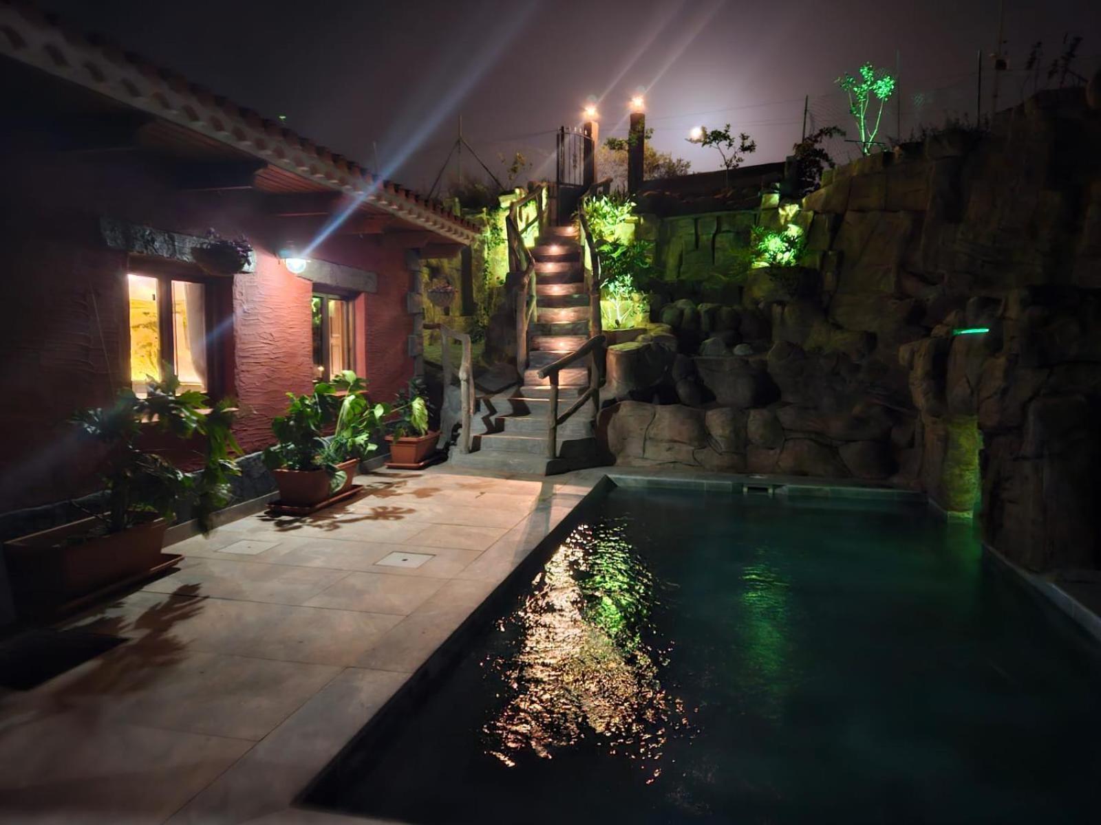 Villa Rustic House *