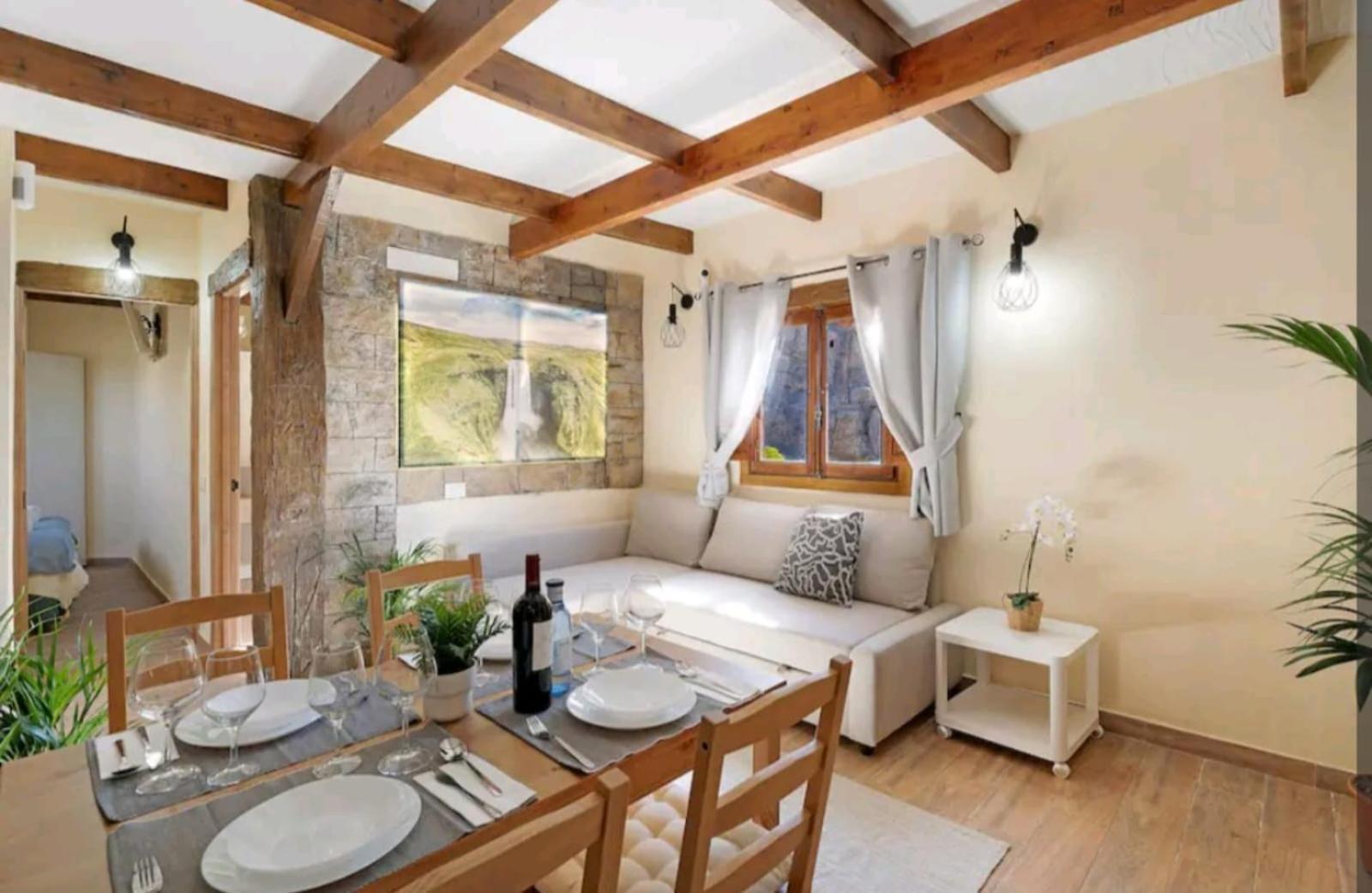 Villa Rustic House *