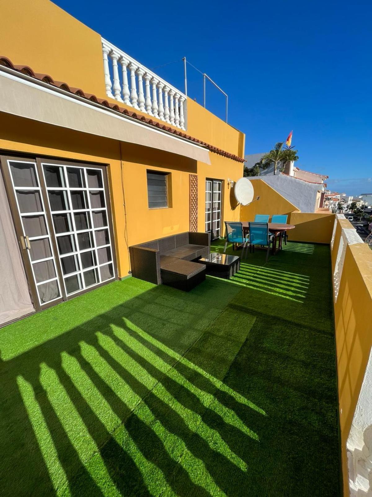 Grosse Terrasse Mit Esstisch, Markise. Einfach Apartamento *