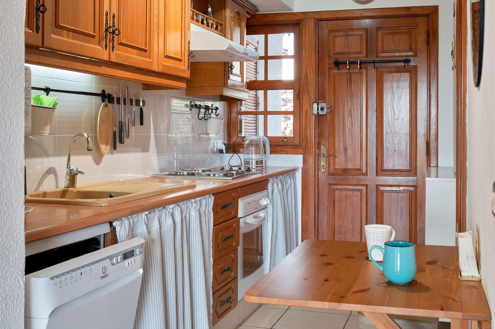 Gemini Golf & Marina Apartment