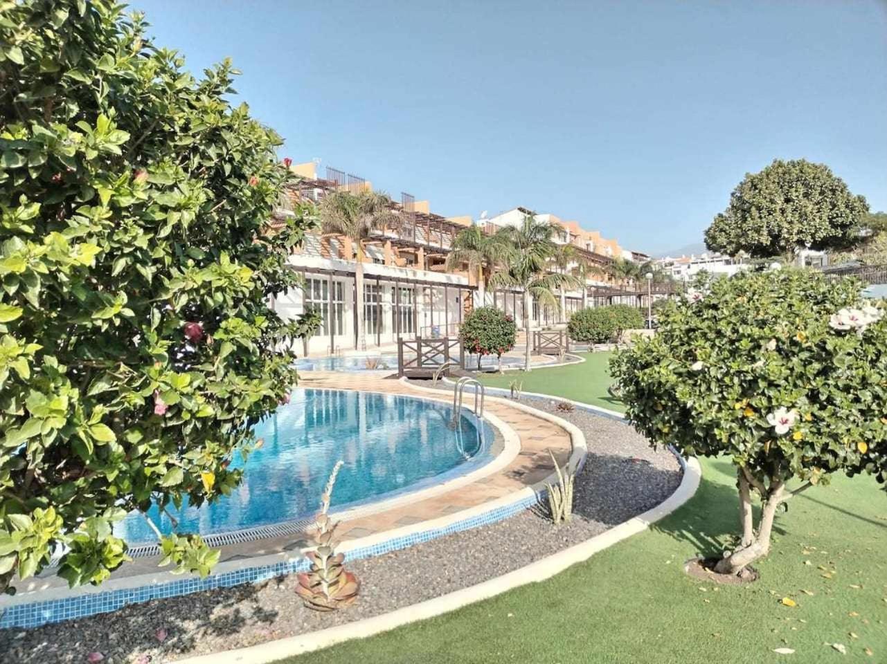 Rentenerife Magec Swing & Sun Amarilla Golf * San Miguel de Abona