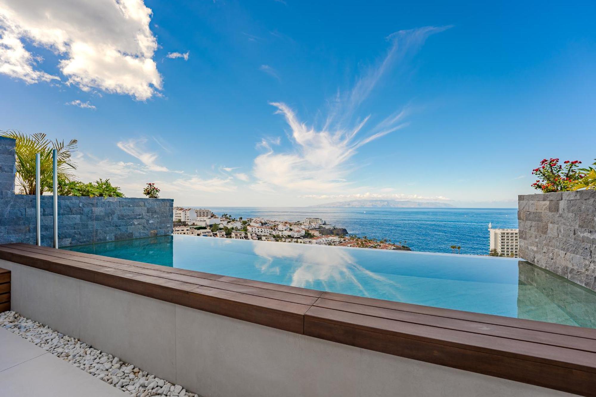 Luxury Triplex + Pool, Jacuzzi - Sissipark Azul Appartement
