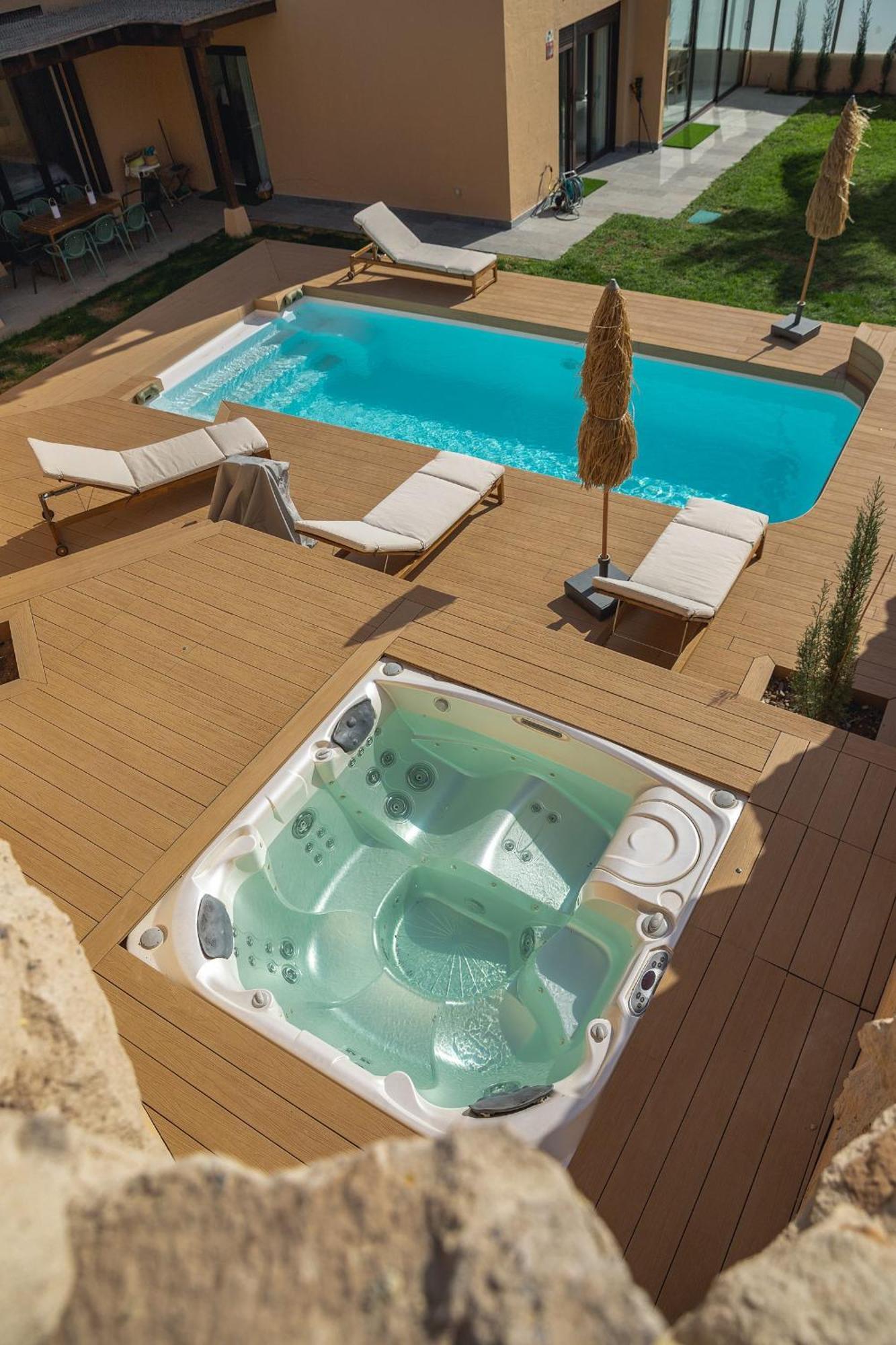Villa Luxury Amarilla Golf