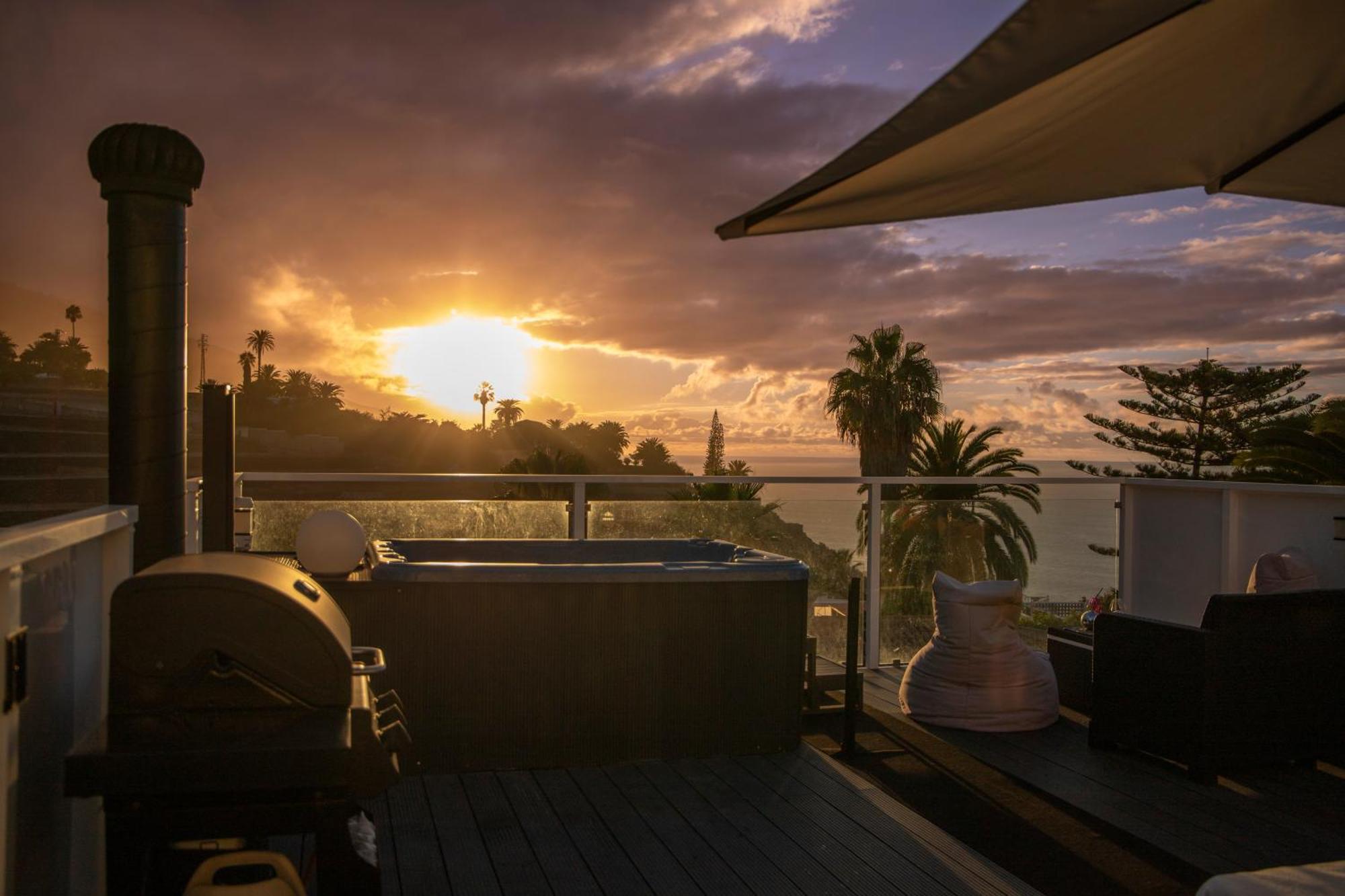 Apartment Sunset Cortes & Castro - Roques