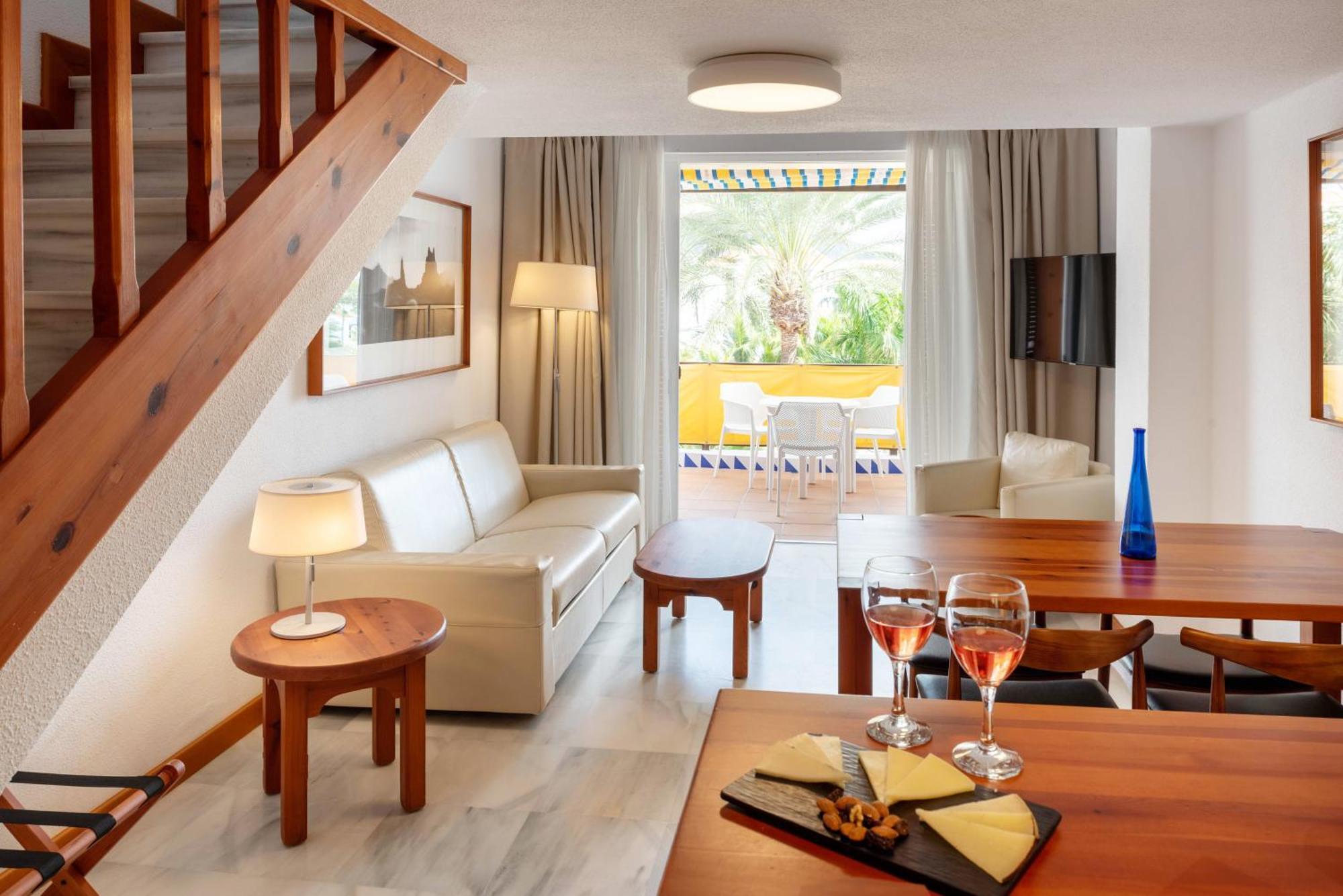 Parque Santiago Iii Official Aparthotel Playa de las Americas (Tenerife)