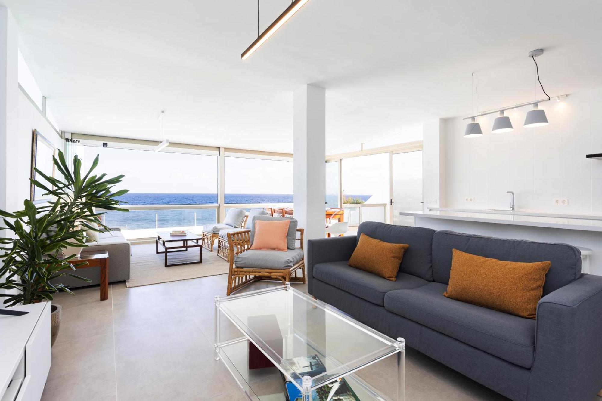 Home2book Stunning Sea Views House, Private Pool *