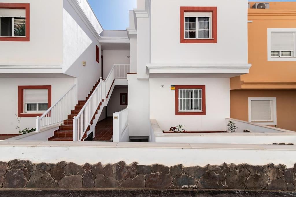 Miratlantico, Aguilas Del Teide. Apartment Chayofa