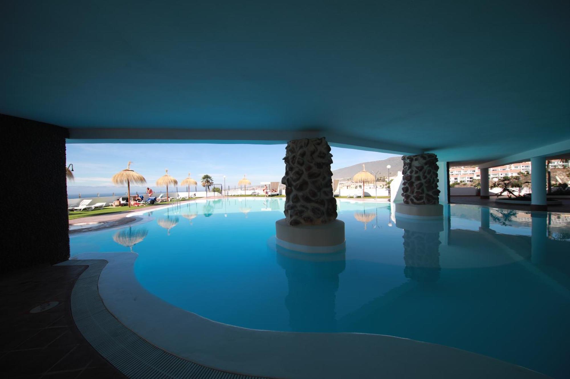 Island Village Heights Appartement *
