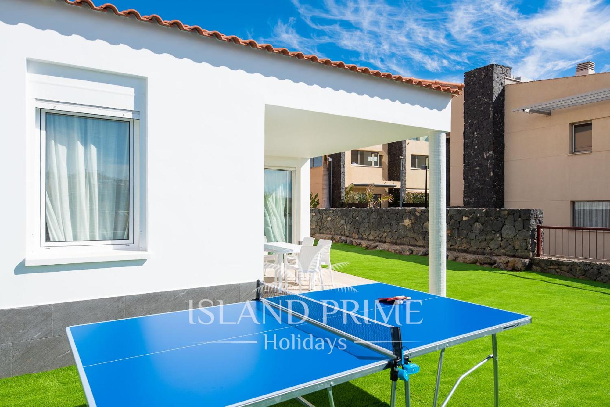 3x Bedroom House 100m From Ocean Ebv10