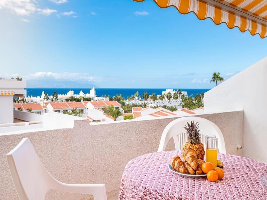 Cerca Playa San Eugenio Apartment