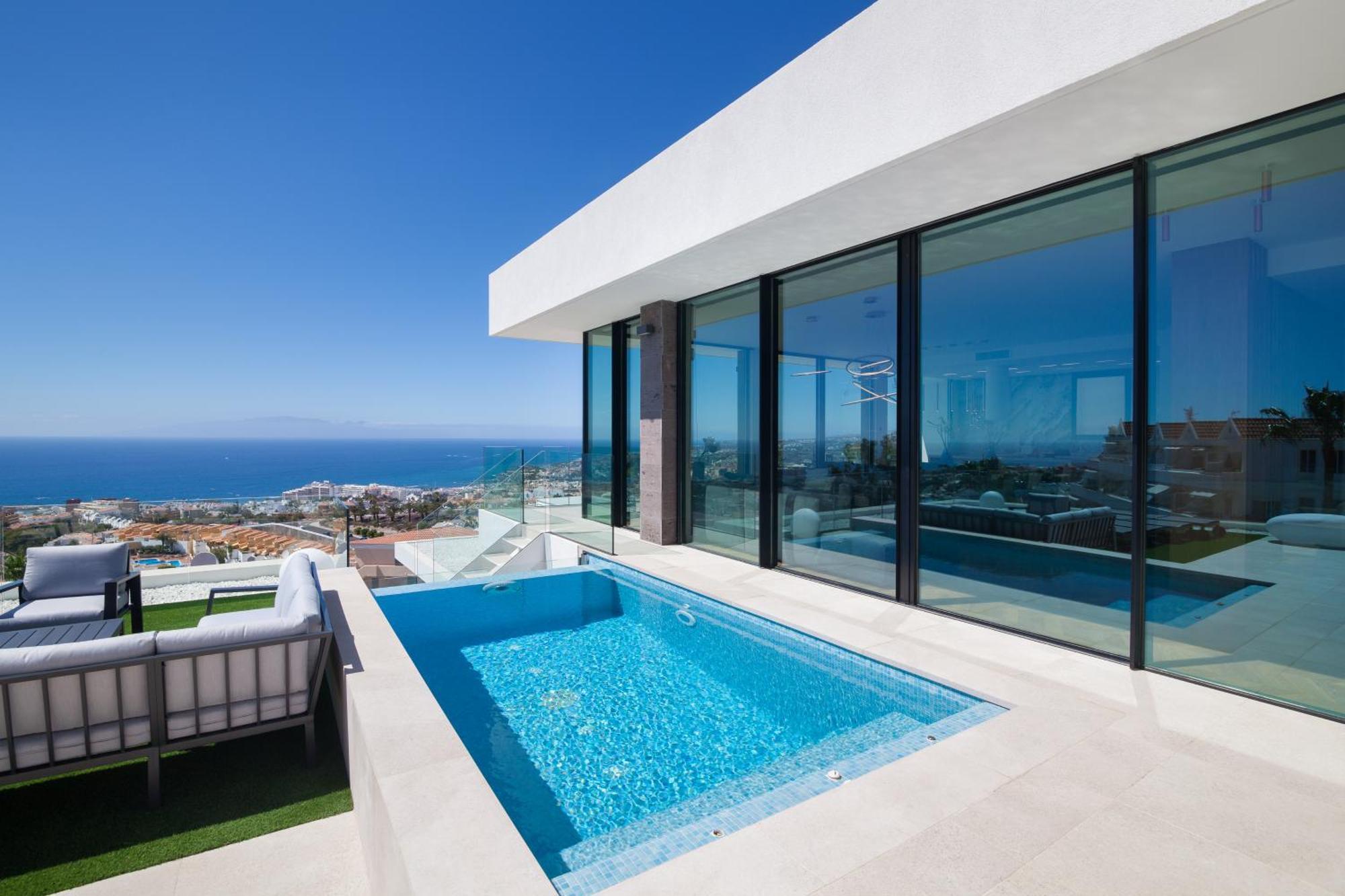 200m New E With Priv/heated Pool, Ocean View. * Costa Adeje (Tenerife)