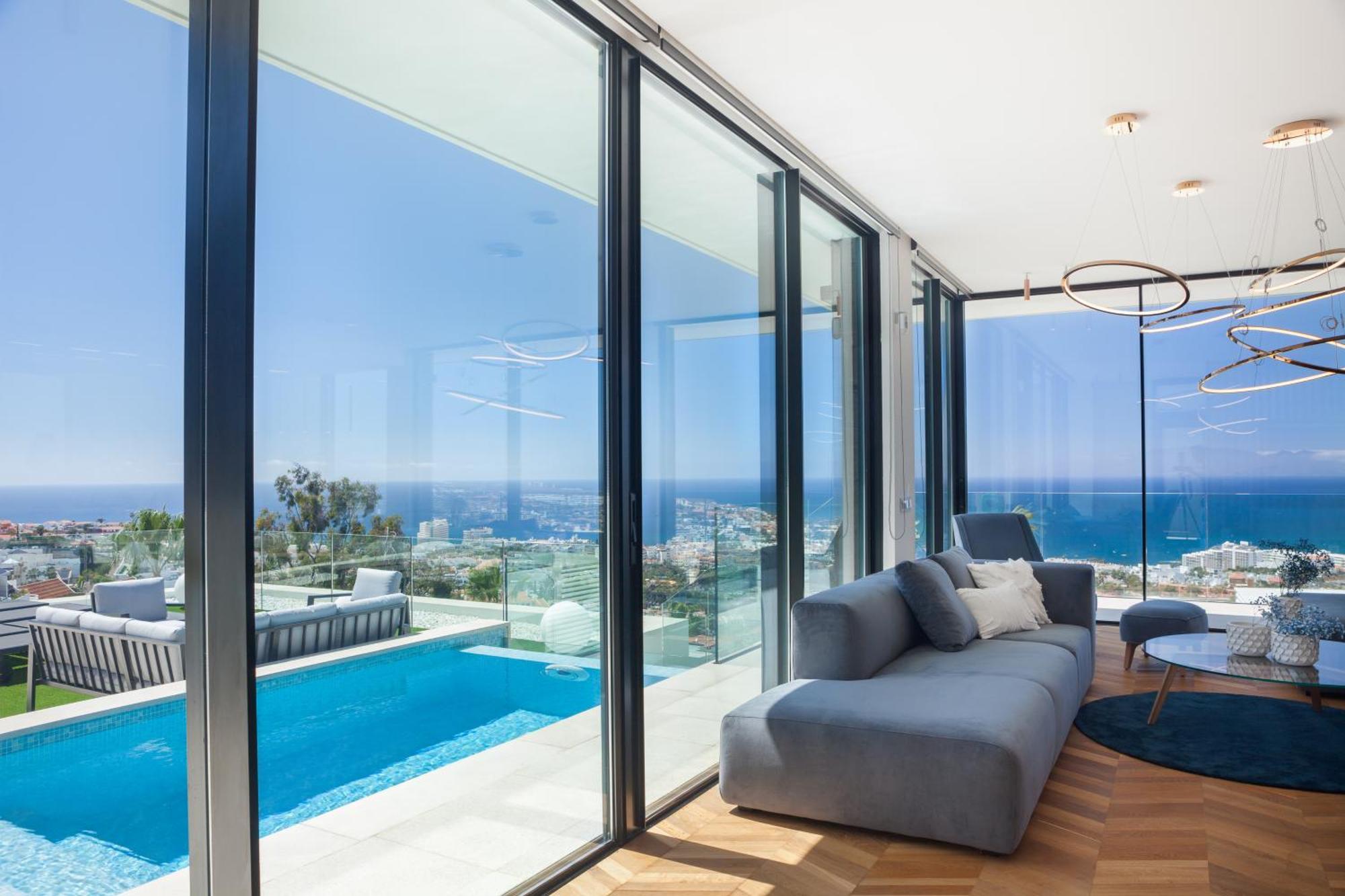 Villa 200m New E With Priv/heated Pool, Ocean View.