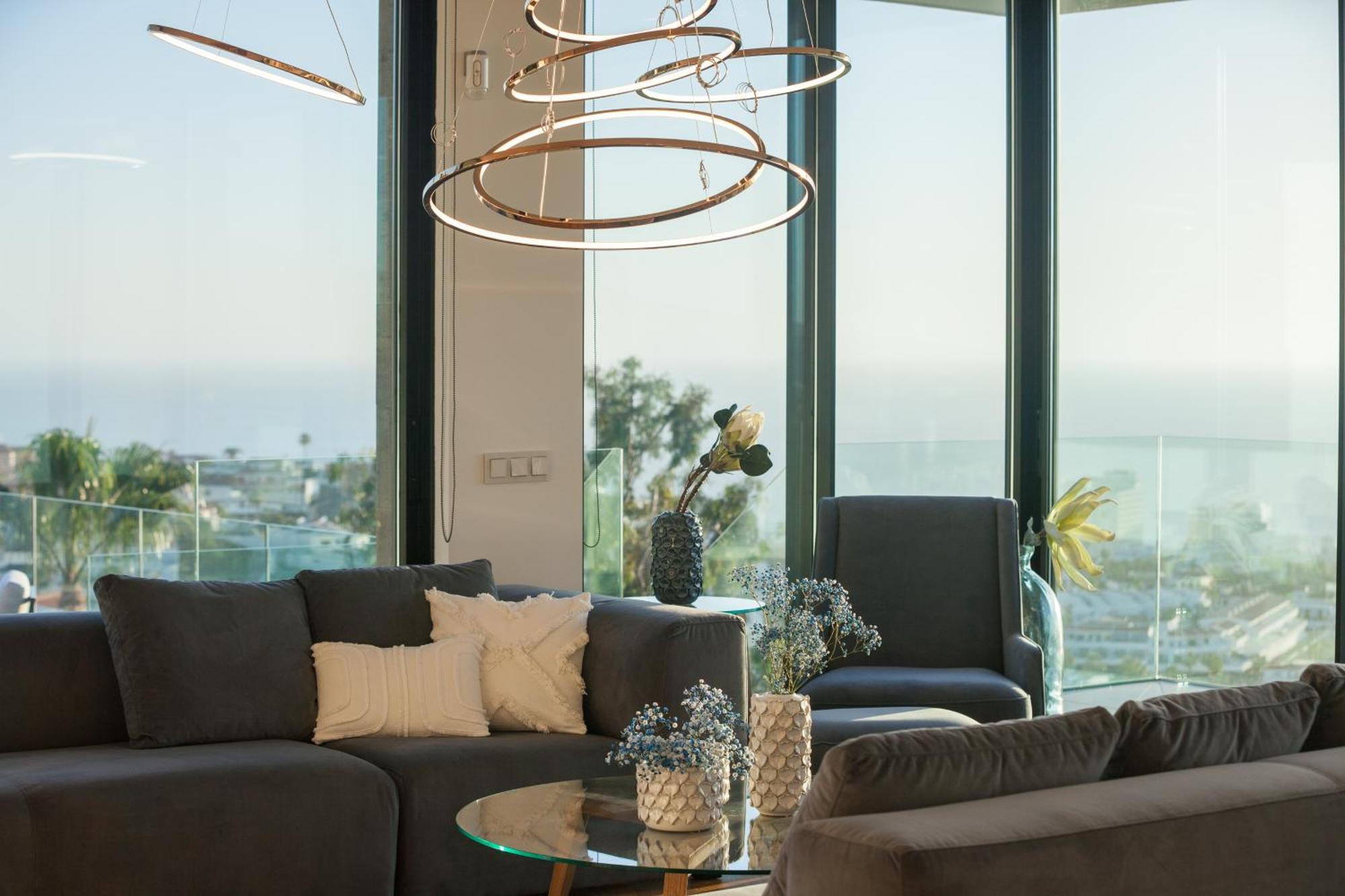 200m New E With Priv/heated Pool, Ocean View. *
