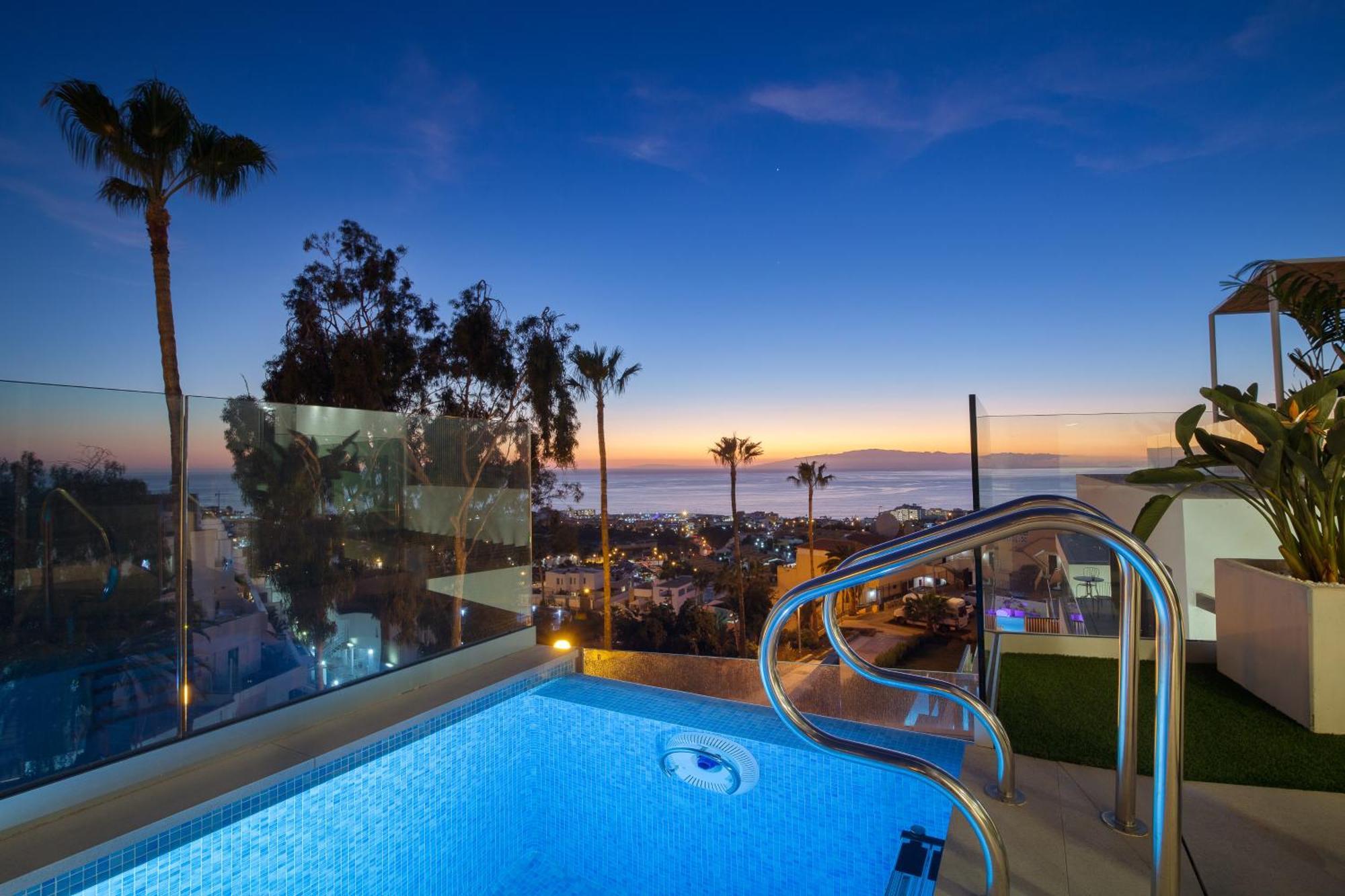 200m² New F With Private, Heated Pool And Amazing Ocean View. * Costa Adeje (Tenerife)