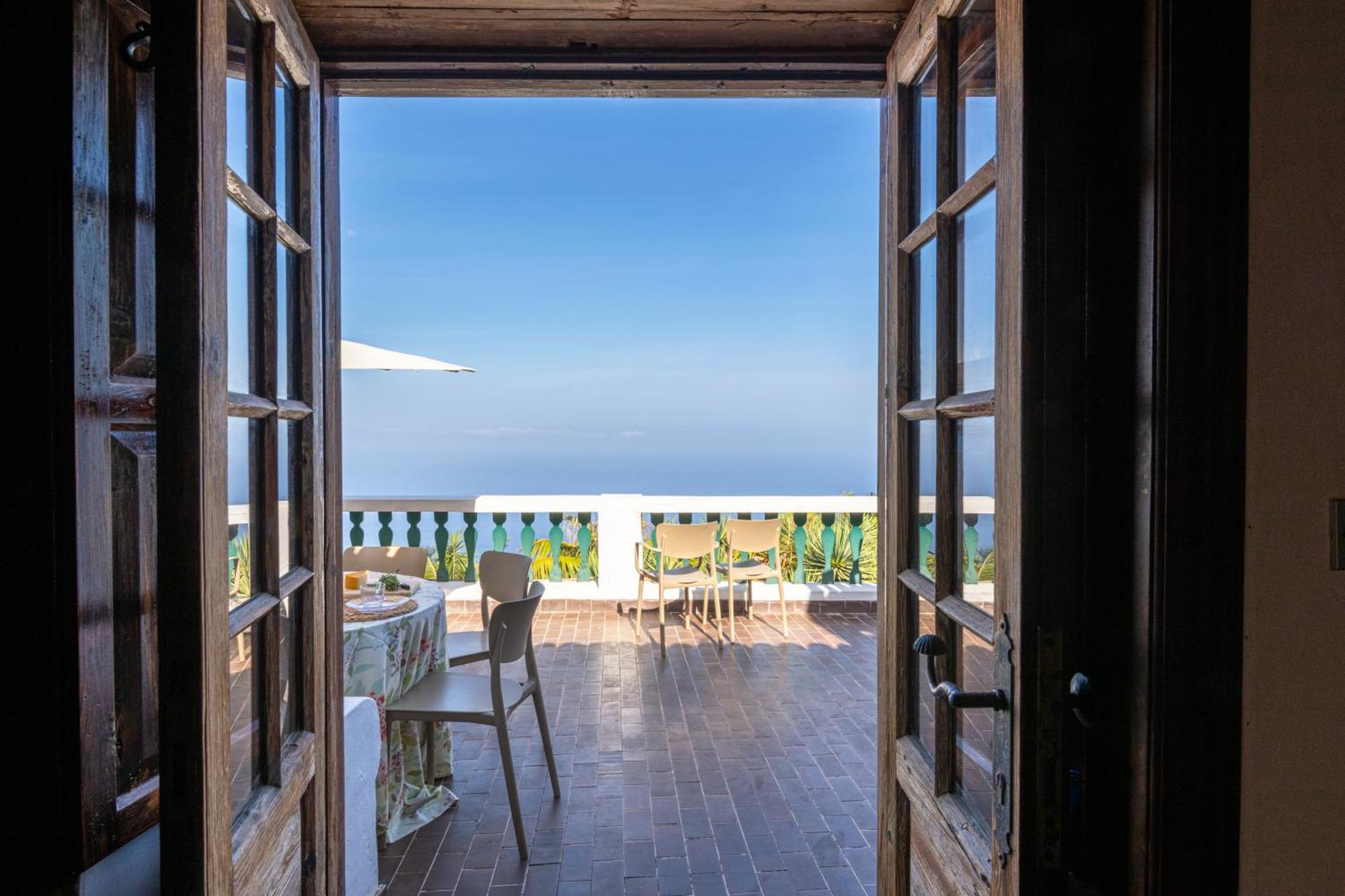 San Diego With Pool & Wifi Villa La Matanza De Acentejo