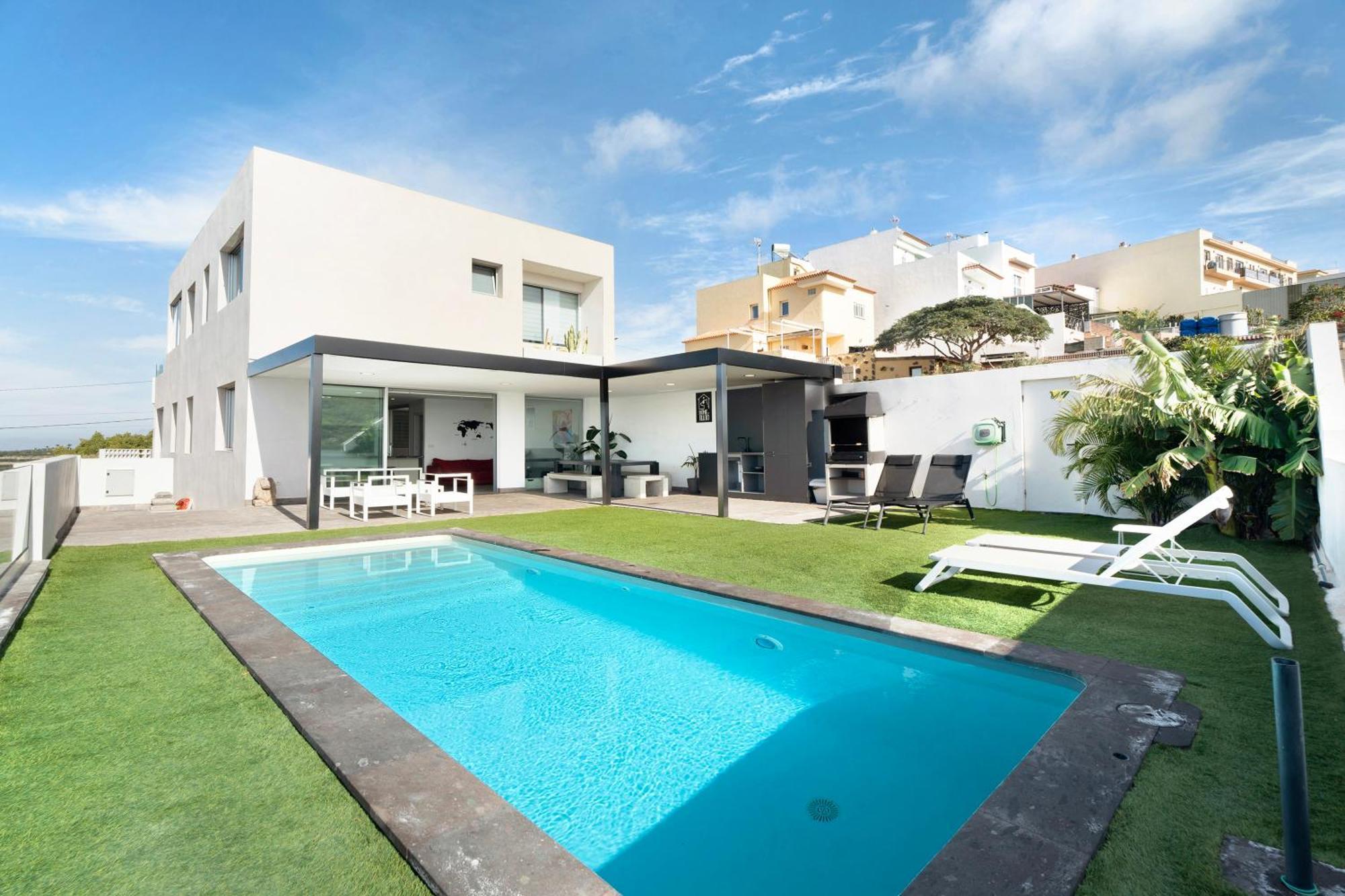 Tulio Homme 2 Villa