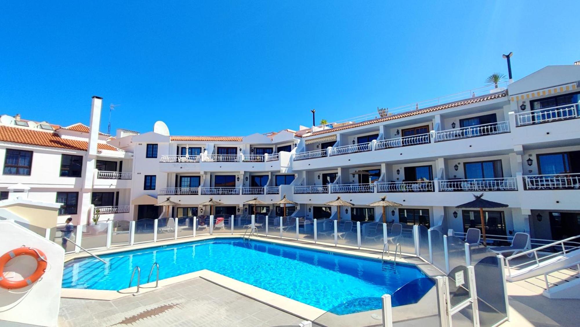 Diamantes - Relaxing Tenerife Getaway - Heated Pool - Cristianos Apartment Los Cristianos (Tenerife)