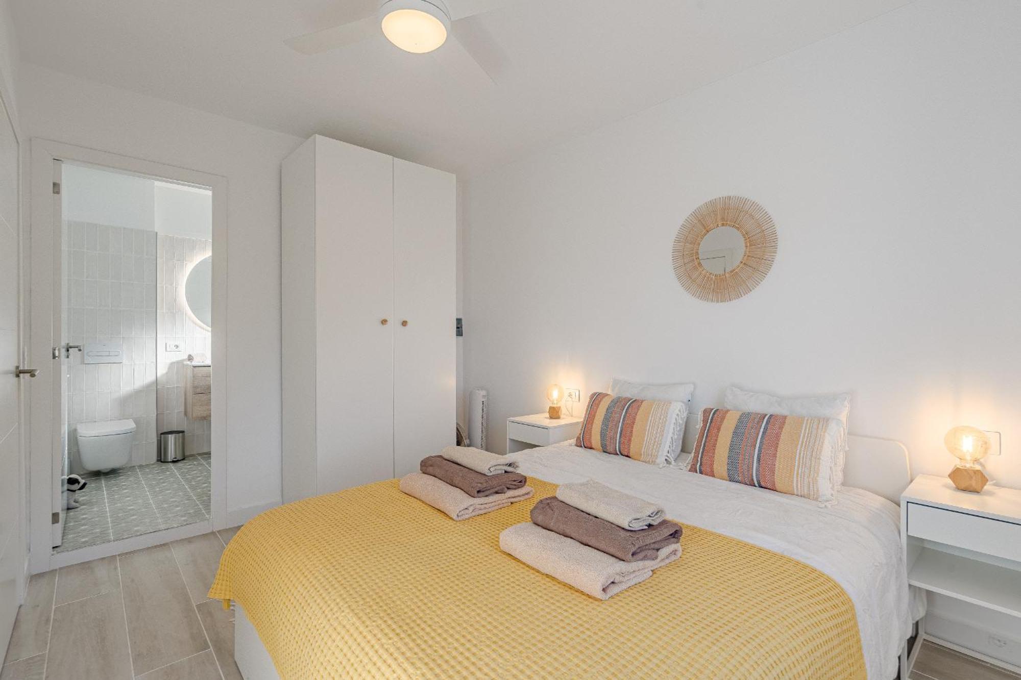 Cliff Haven Sea View - Adults Only