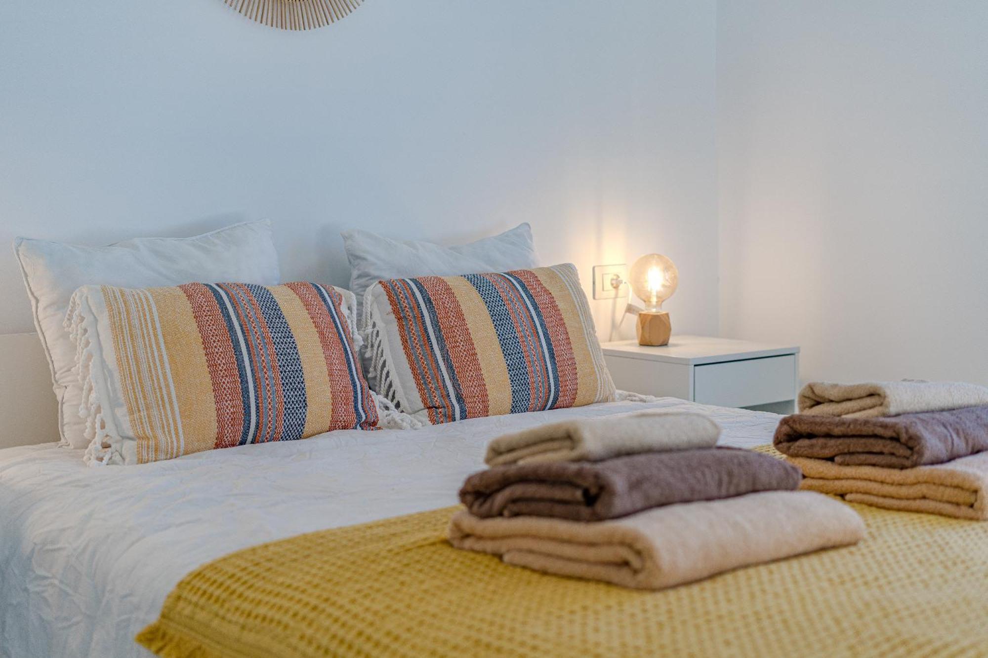 Cliff Haven Sea View - Adults Only Apartment