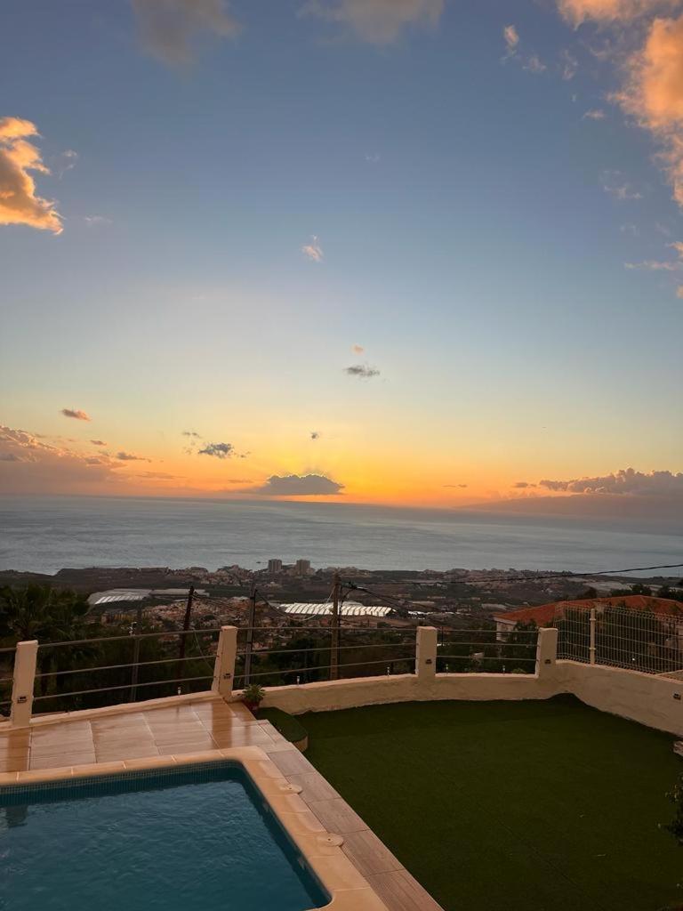 En Adeje Sur Costa Adeje (Tenerife)