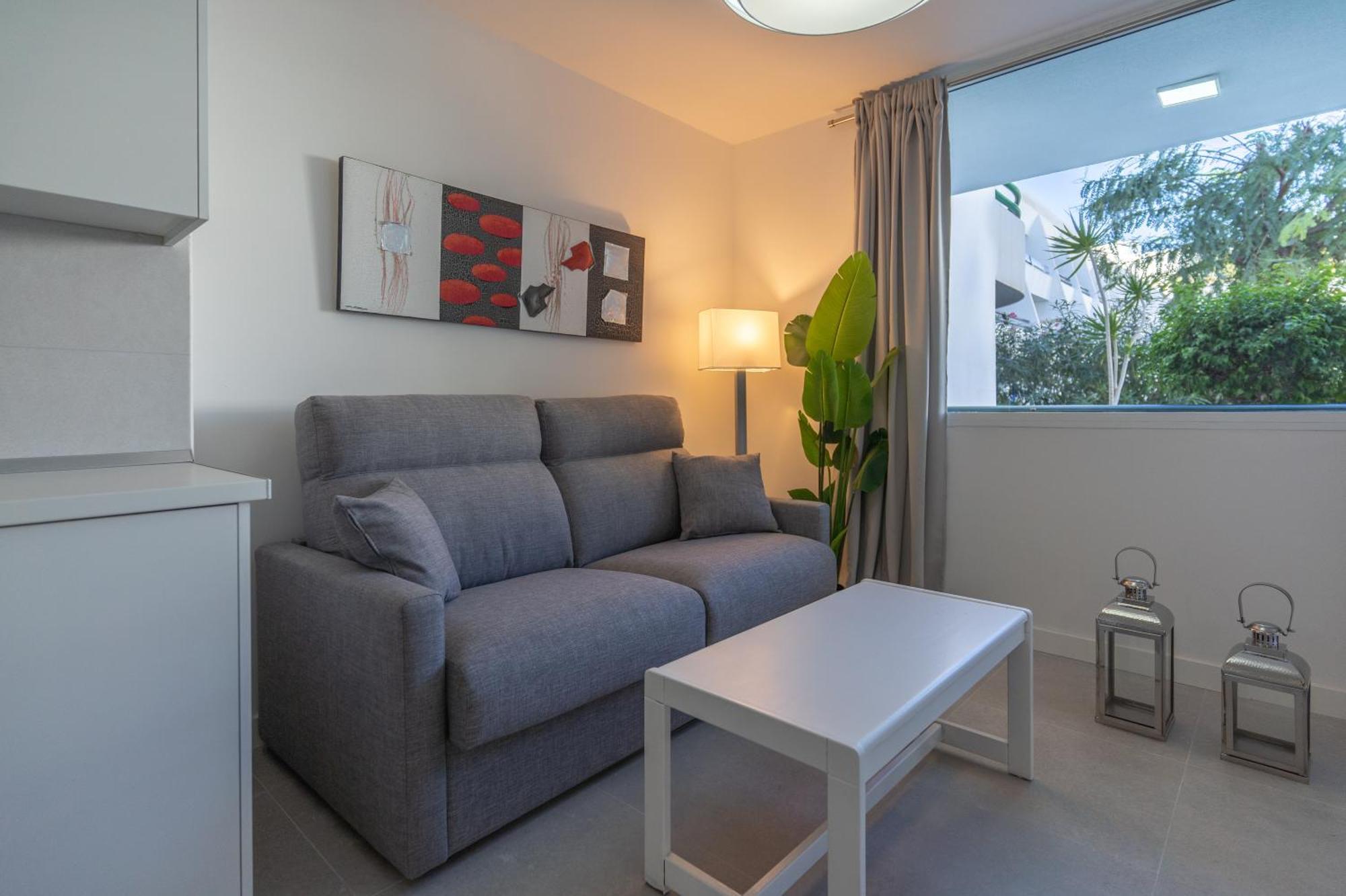 Go2tenerife Apart'jara Pool View & At 5 Min Apartment Playa de las Americas (Tenerife)