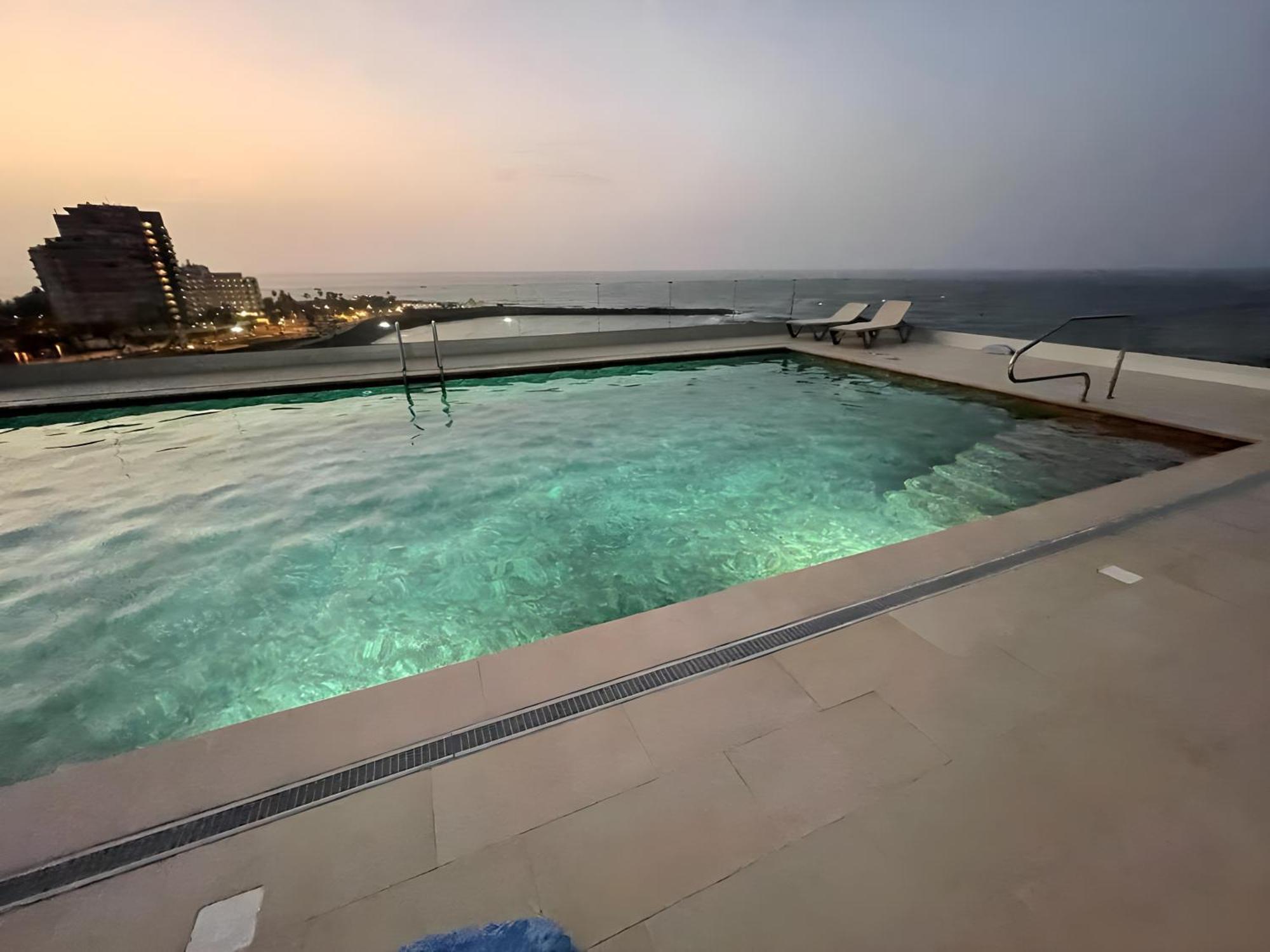 En Primera Linea De Playa Apartamento