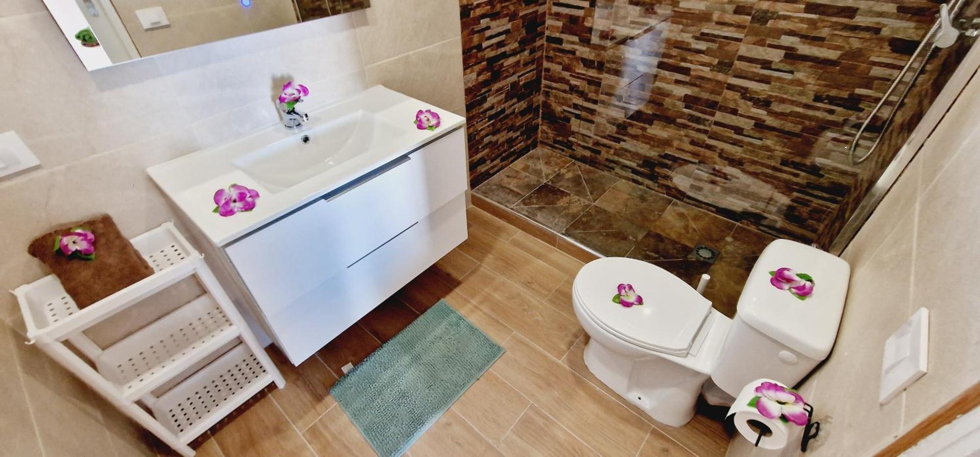 Amazing New With 4 Bedroom In Vistas