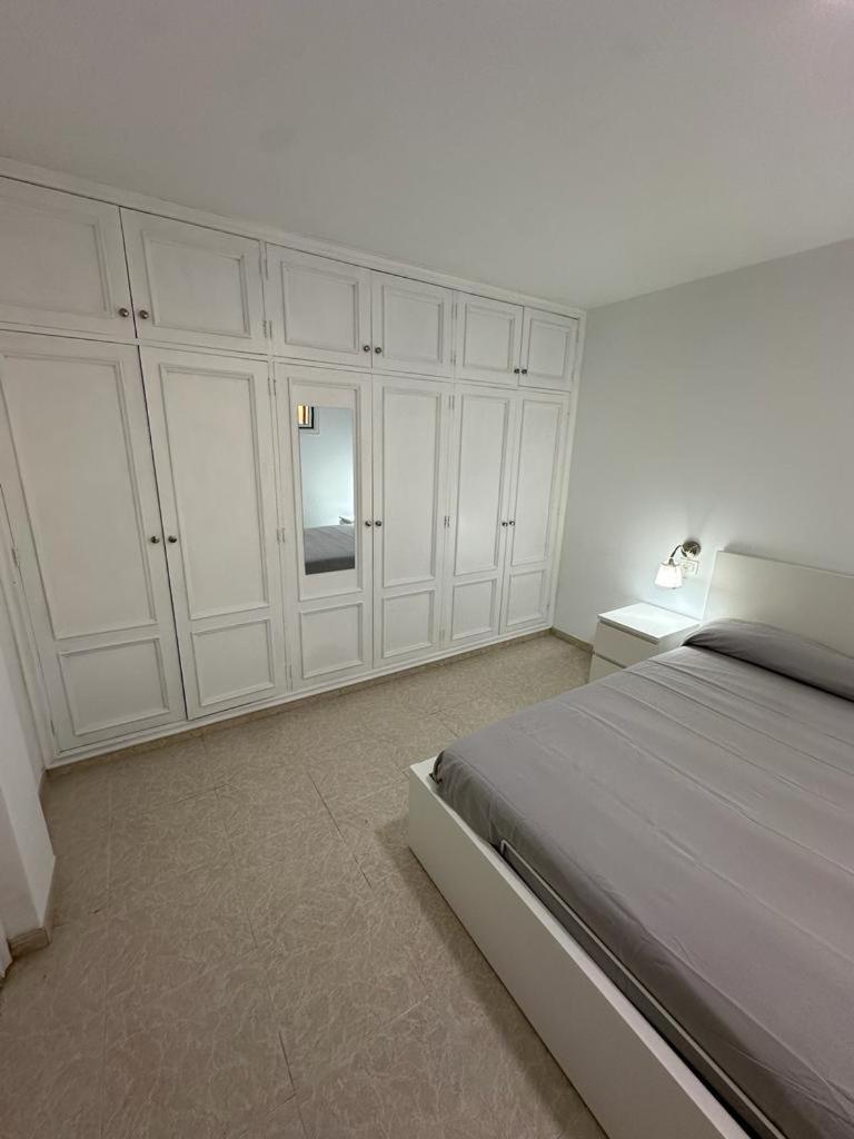 Angel Cristianos Apartment