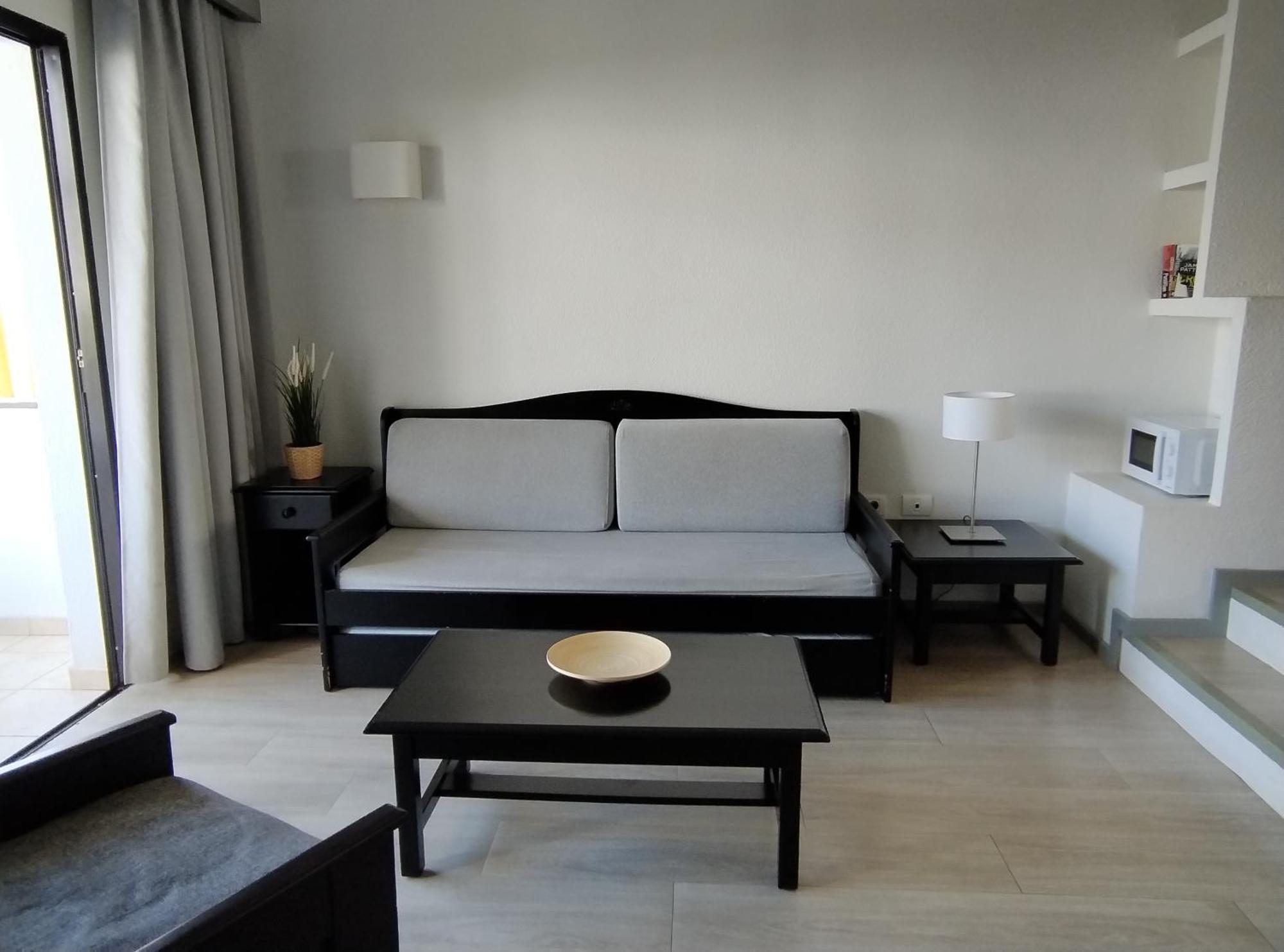 - Flowers Appartement