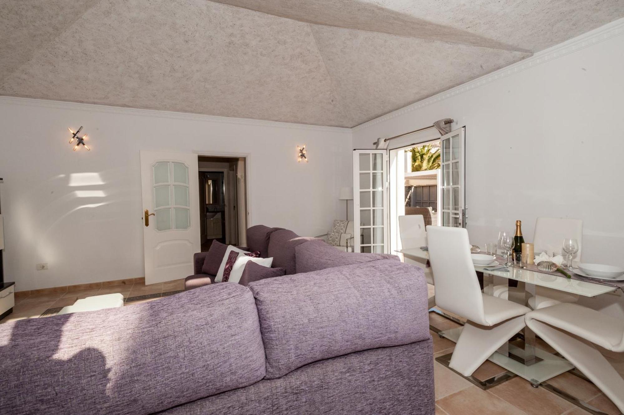 Vanesa Luxury Private With A Heated Pool, 4 Bedrooms And 4 Bathrooms Villa Costa Adeje (Tenerife)