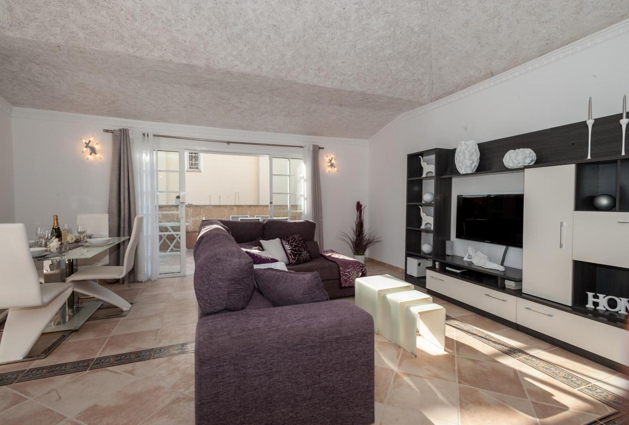 Vanesa Luxury Private With A Heated Pool, 4 Bedrooms And 4 Bathrooms * Costa Adeje (Tenerife)