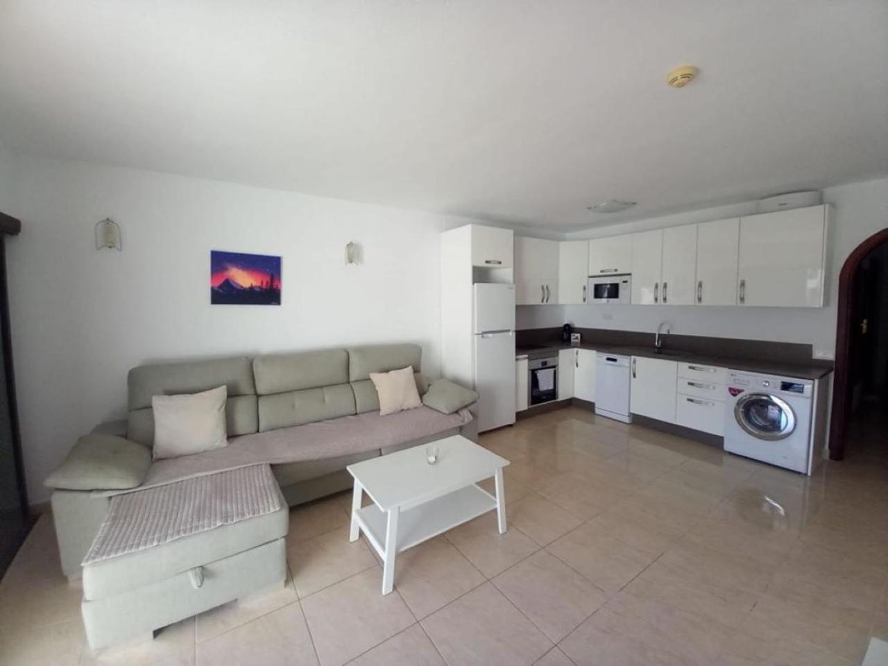 Victoria Court 2 - Lovely 65 * Los Cristianos (Tenerife)