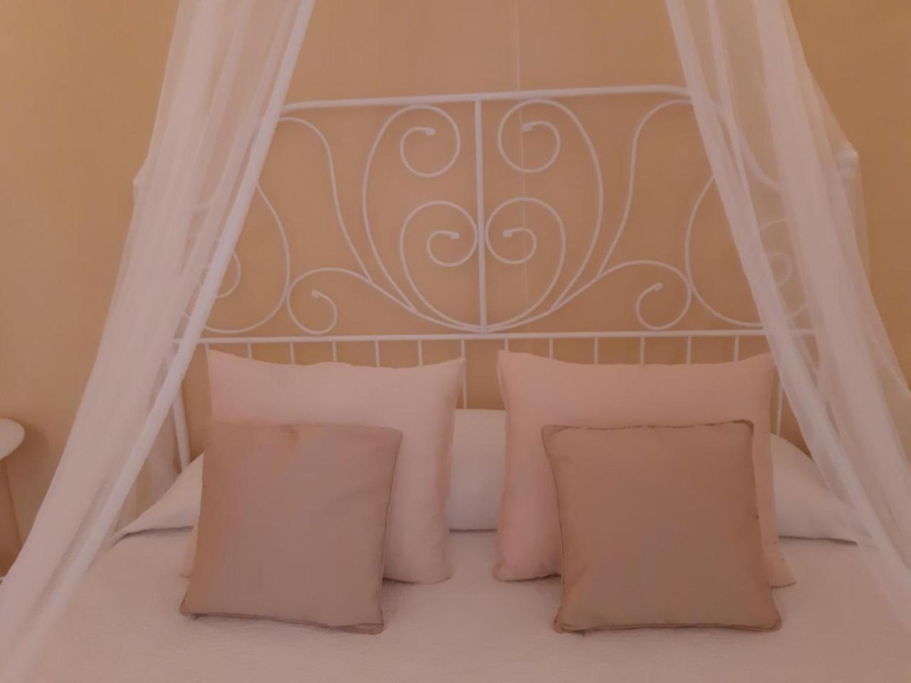 St Tropez Heated Pool Villa
