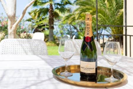 St Tropez Heated Pool Villa Callao Salvaje