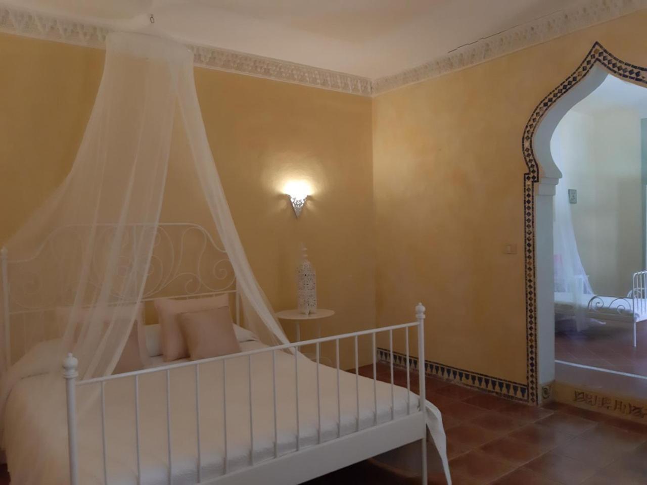 St Tropez Heated Pool Villa *