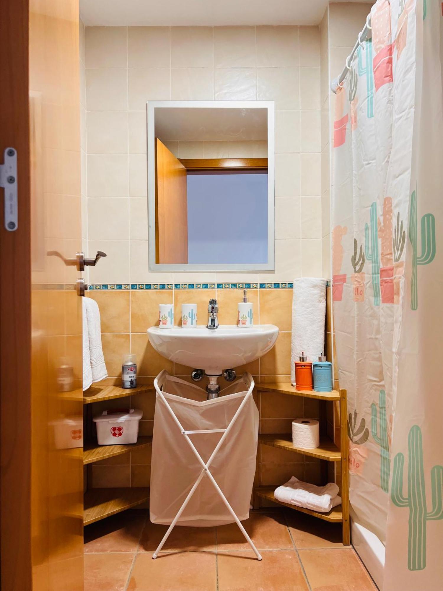 Apartamento #seaparaiso# Heated Pool,private Parking,fast Wifi *