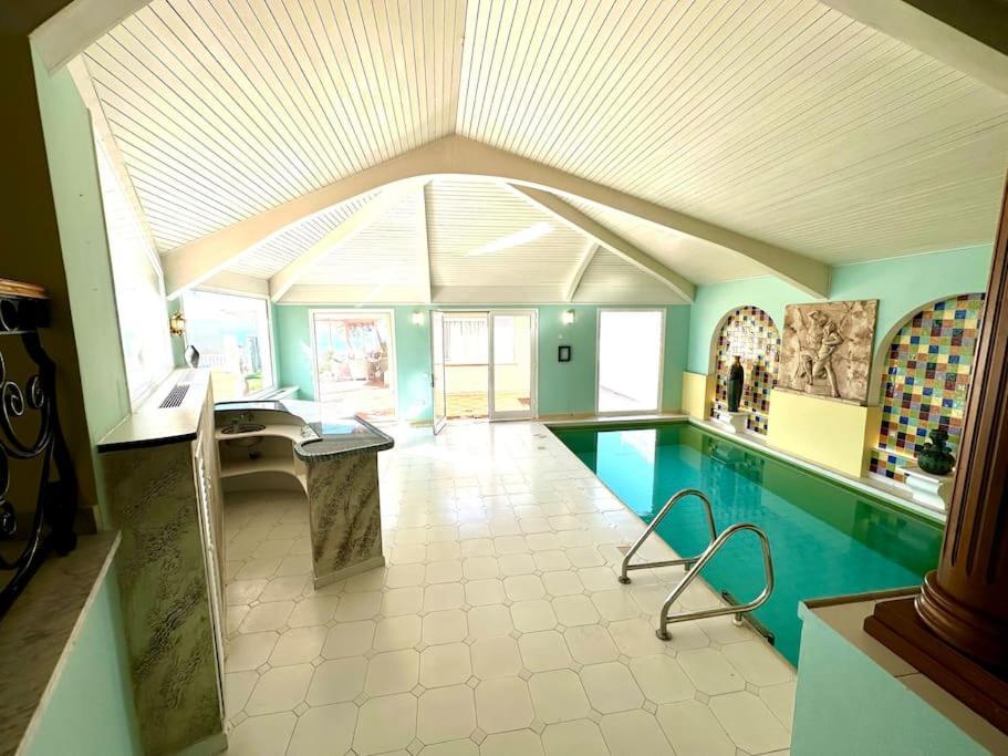 La Perla Exotica Villa
