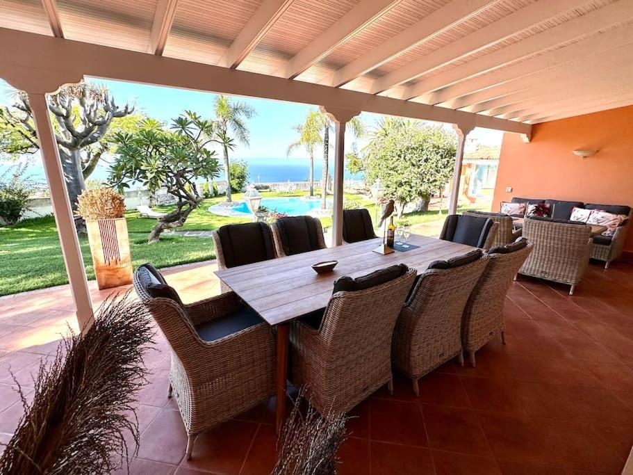La Perla Exotica Villa *