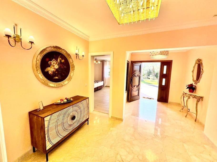La Perla Exotica Villa *