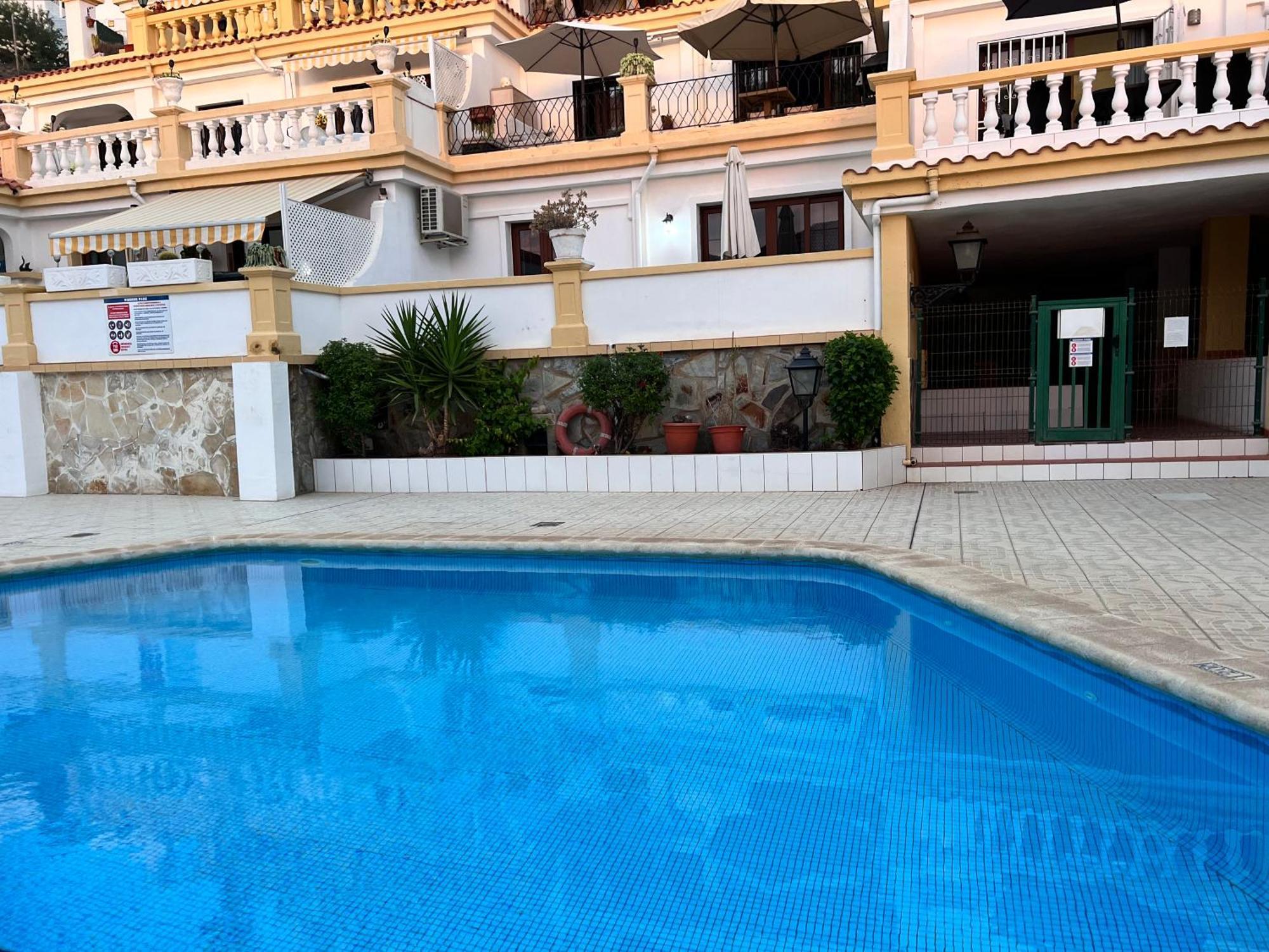 Apartment With Pools
