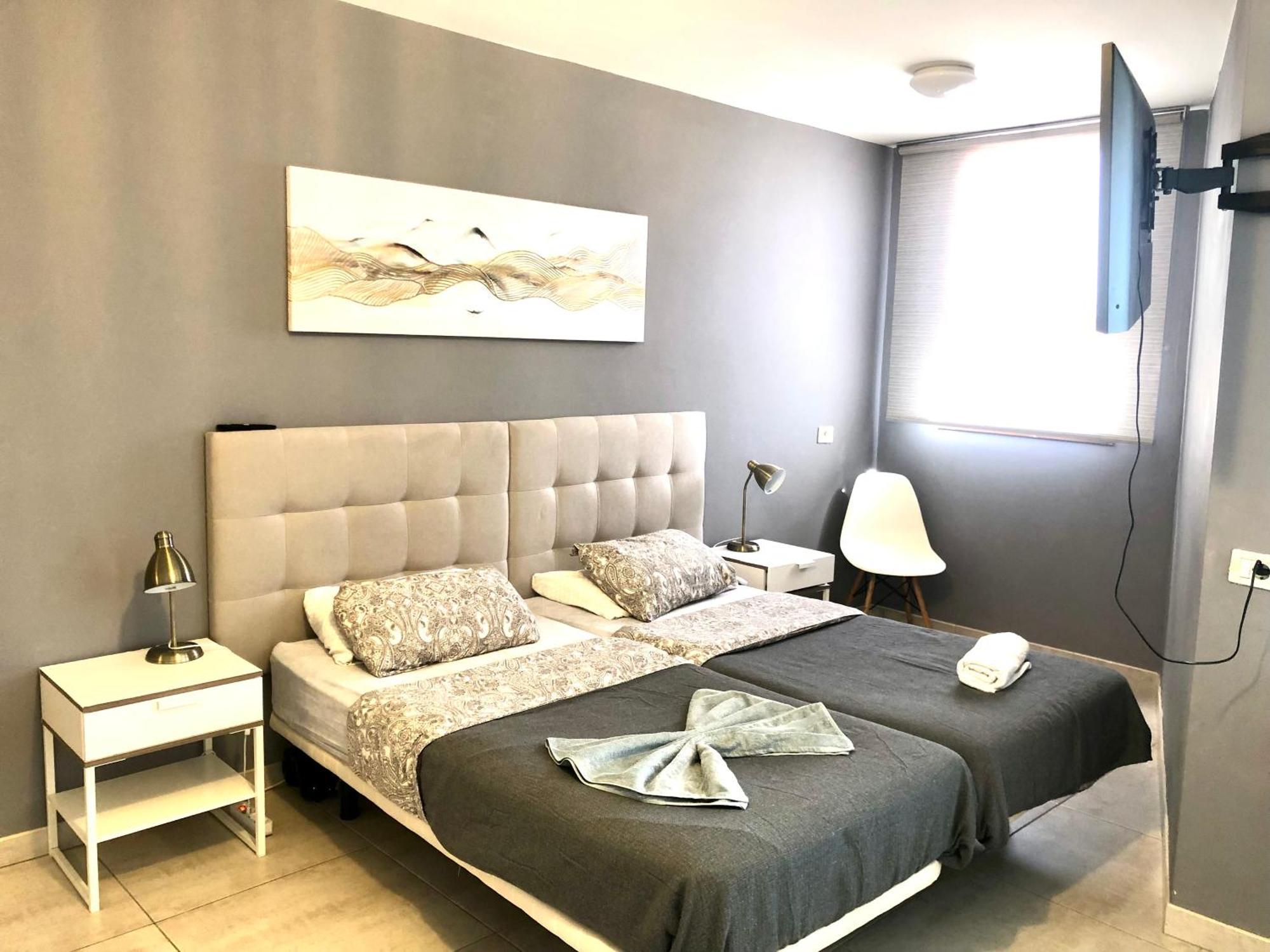 Apartamento Estudio En Tenerife Sur, Parque Santiago 2 *