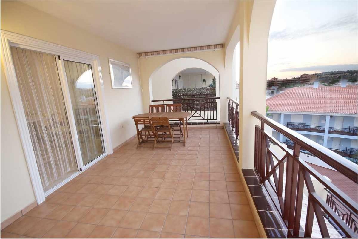 Dinastia B401 By Tenerife & Sales