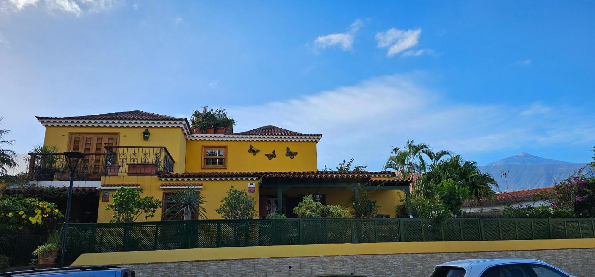 La Paz 2 Villa