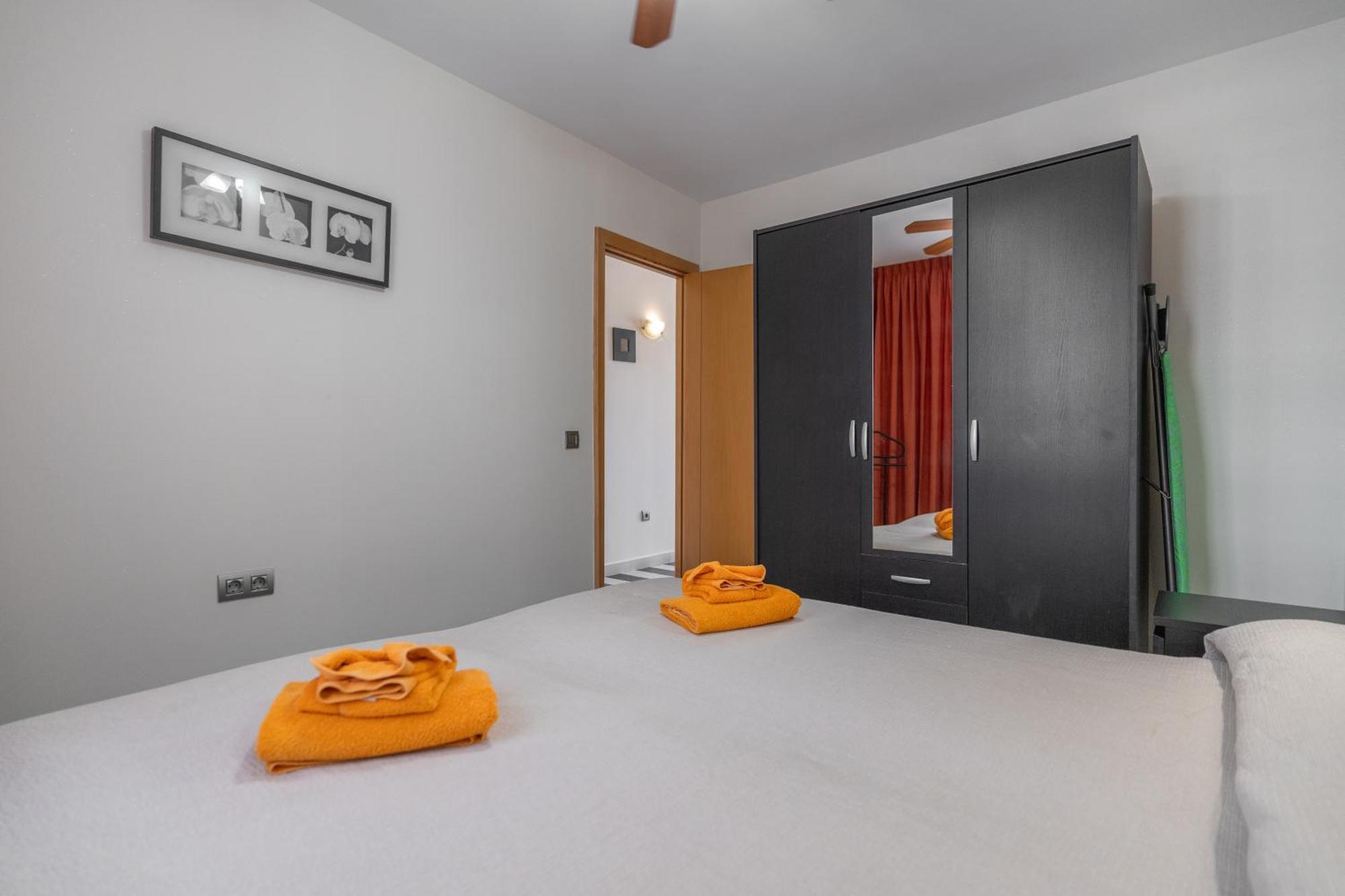 Aparthotel Optimist Tenerife Playa de las Americas (Tenerife)