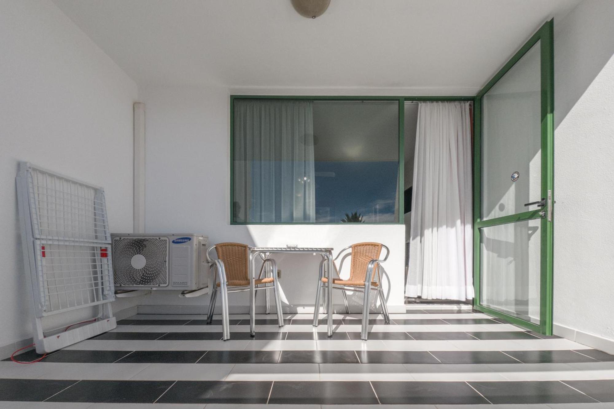 Aparthotel Optimist Tenerife Playa de las Americas (Tenerife)