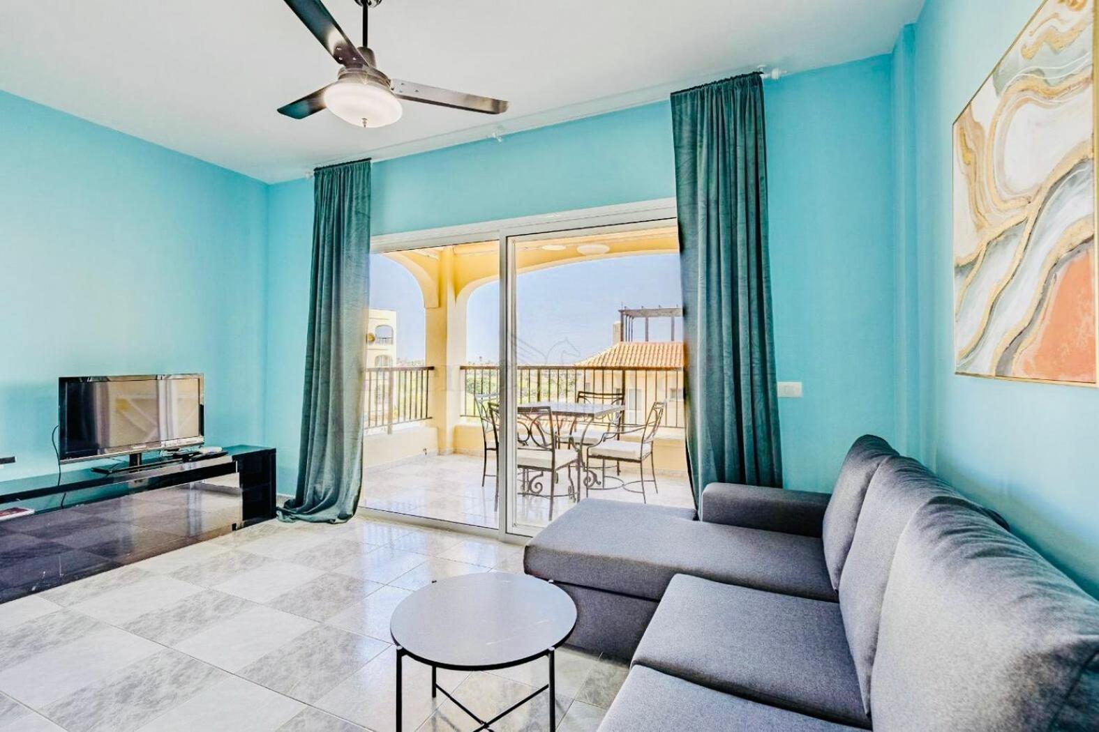 Apartment La Paz. Lovely Overlooking The Golf And Sea