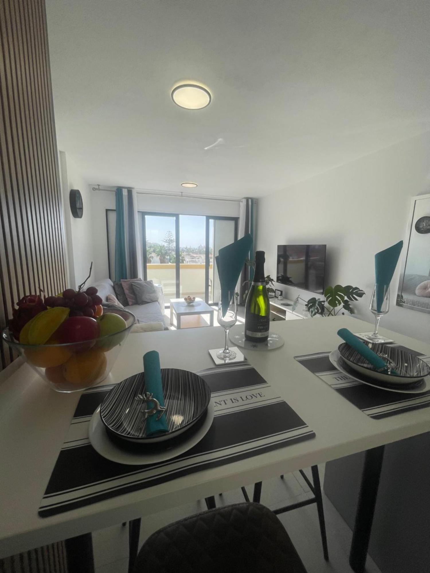 Royal View - Playa De Americas Apartment *